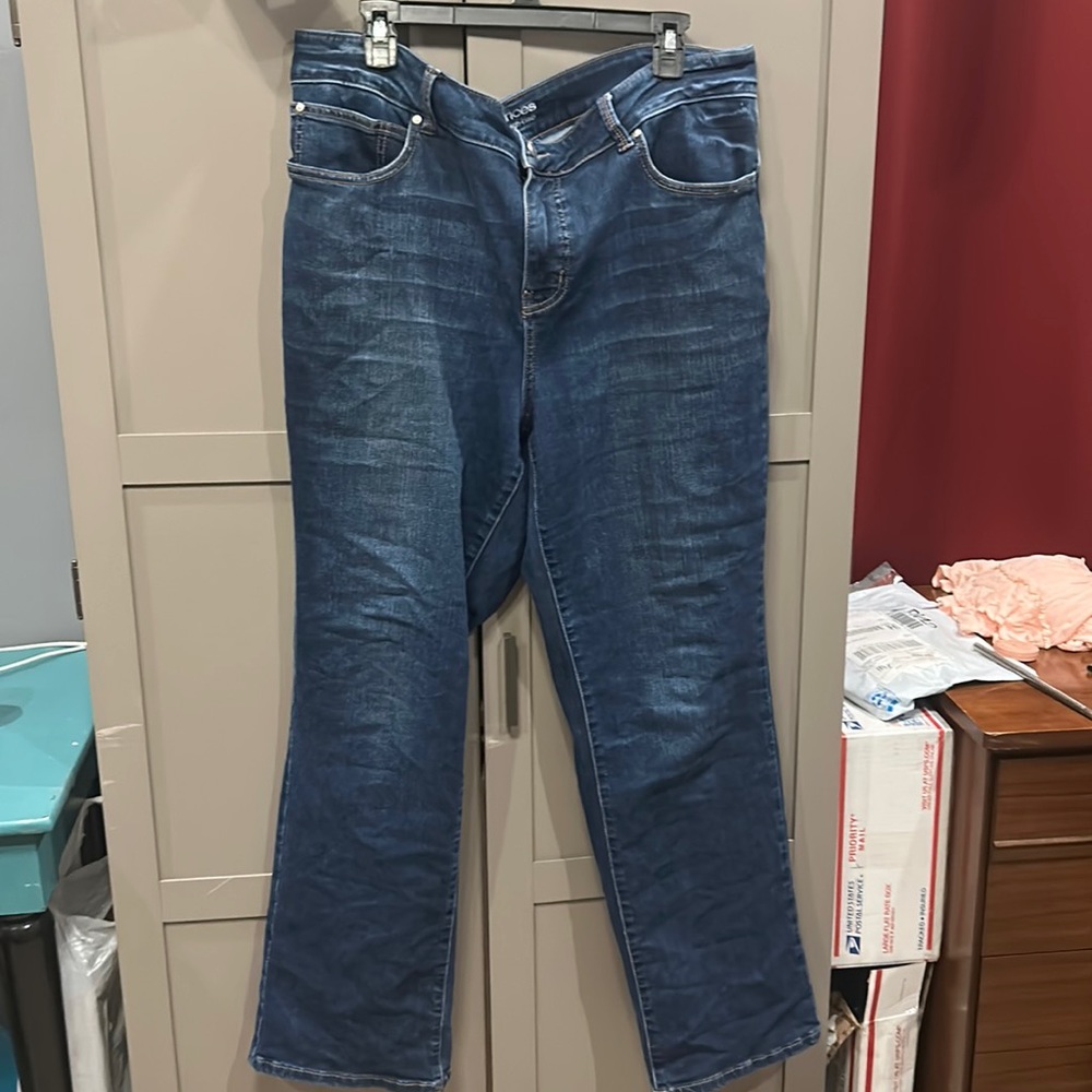Maurices Everflex high-rise dark wash bootcut jeans. Size 20W Reg.